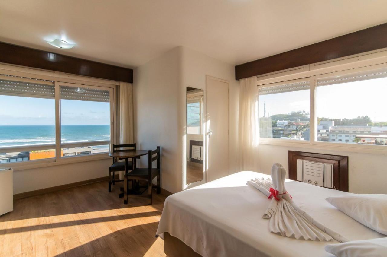 Hotel Farol Torres