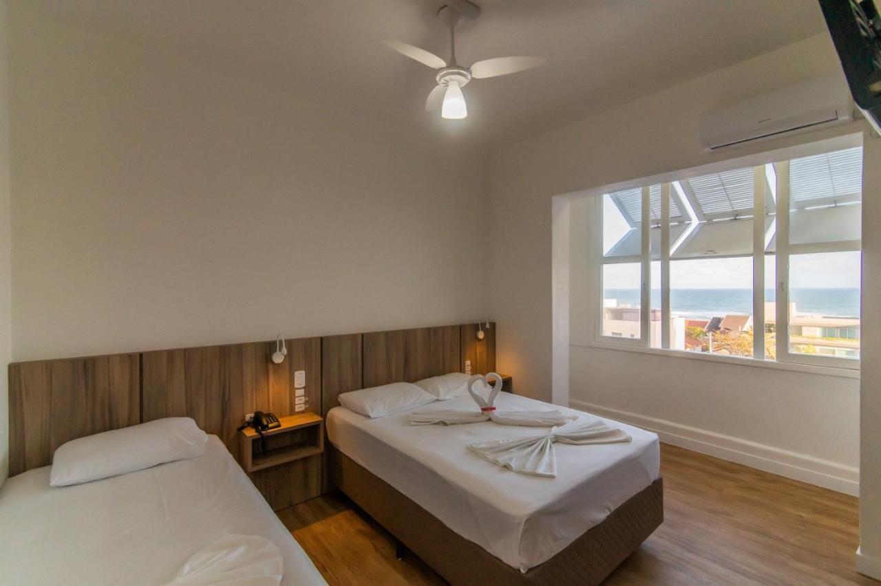 Hotel Farol Torres